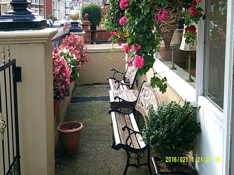 Olivers Strickley Over 35 Years Only Blackpool Exteriör bild