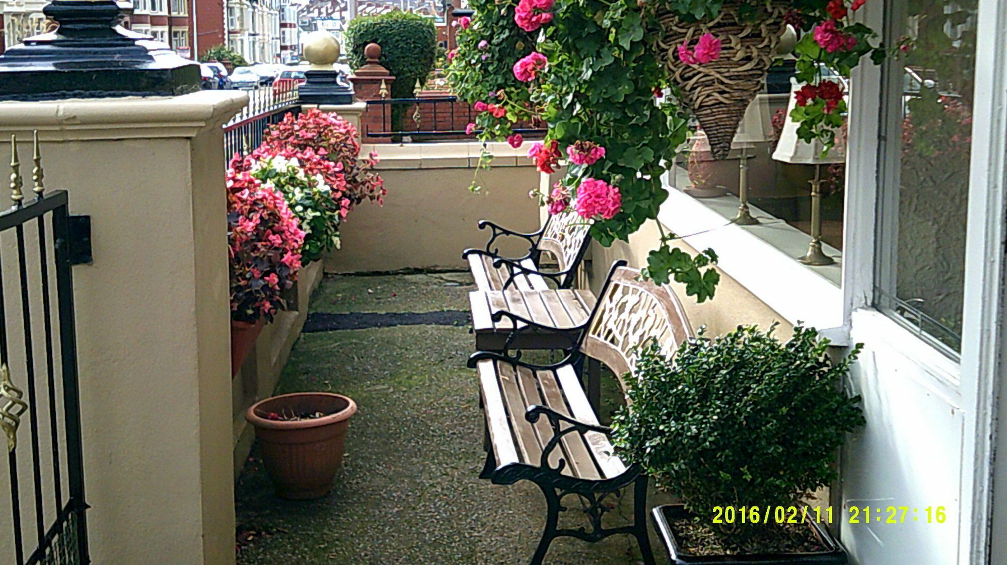 Olivers Strickley Over 35 Years Only Blackpool Exteriör bild